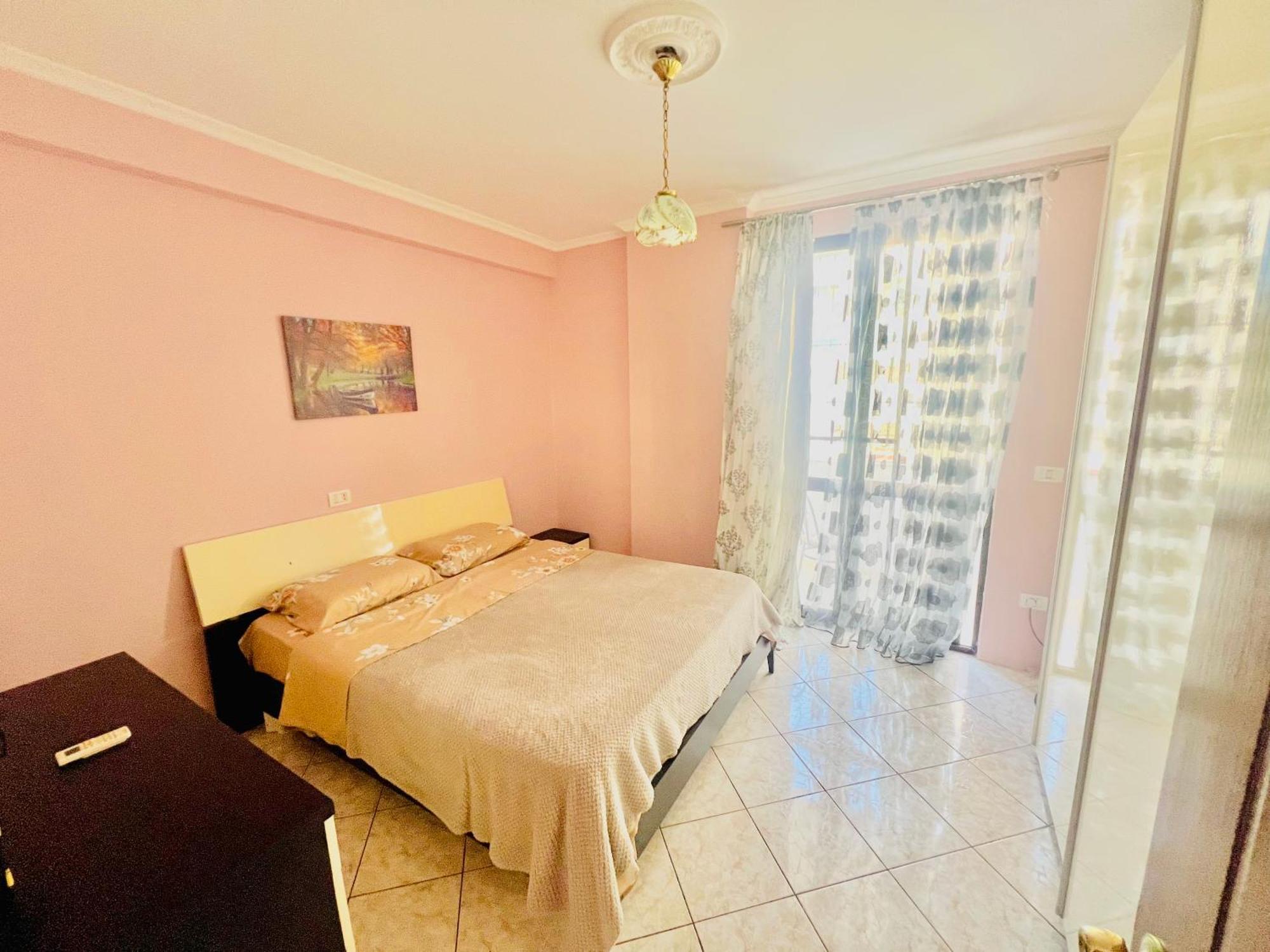 Lovely 3-bedroom Unit In Durrës