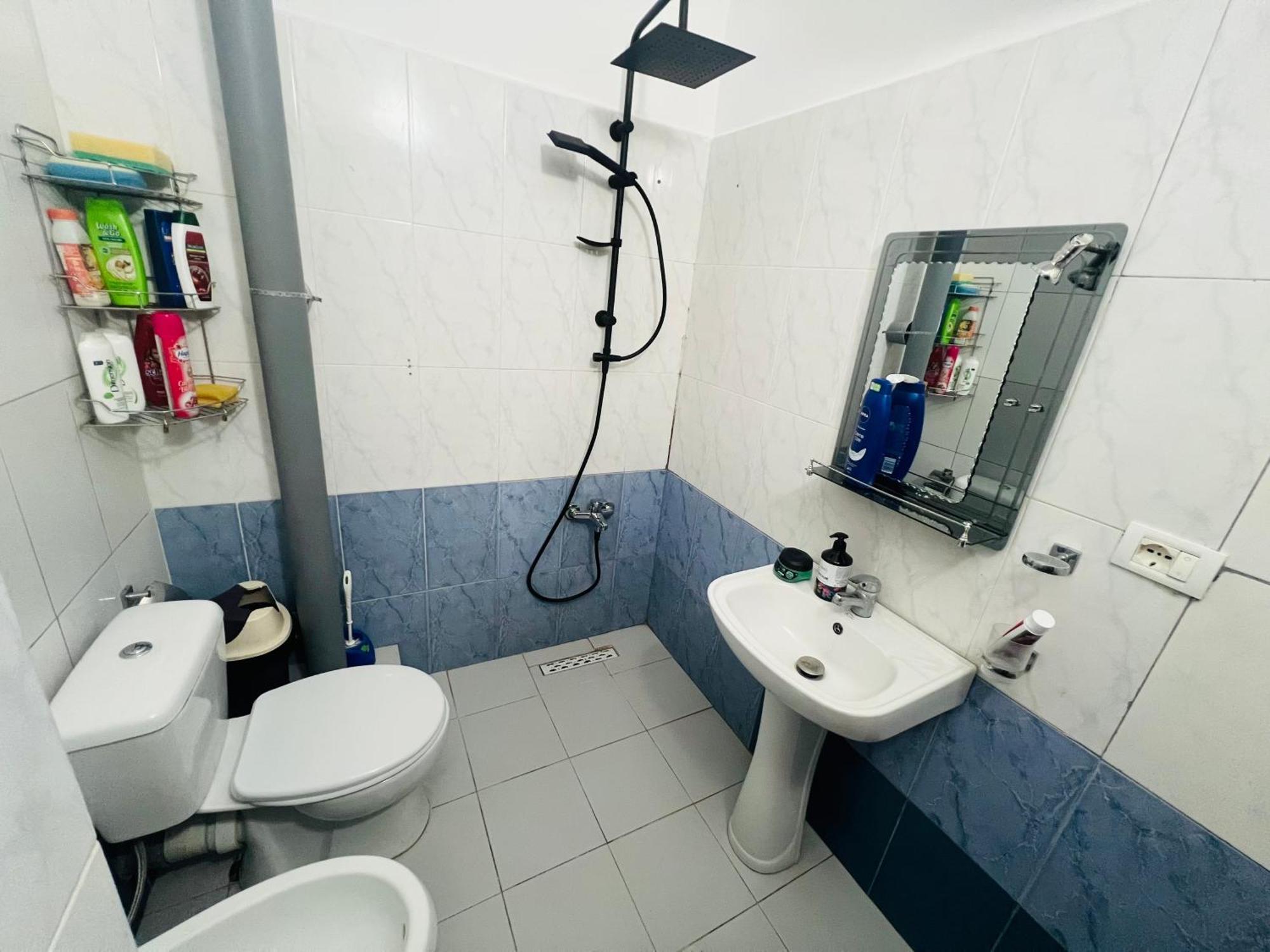 Appartement Lovely 3-bedroom Unit In Durrës
